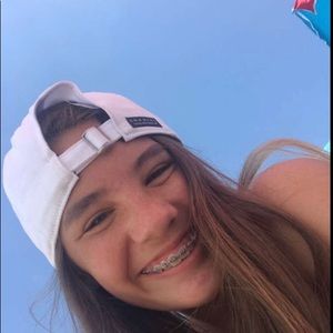 Meet your Posher, Hailey